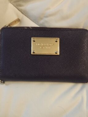 Michael Kors Purple Saffiano Zip Card Wallet with Gold Plaque